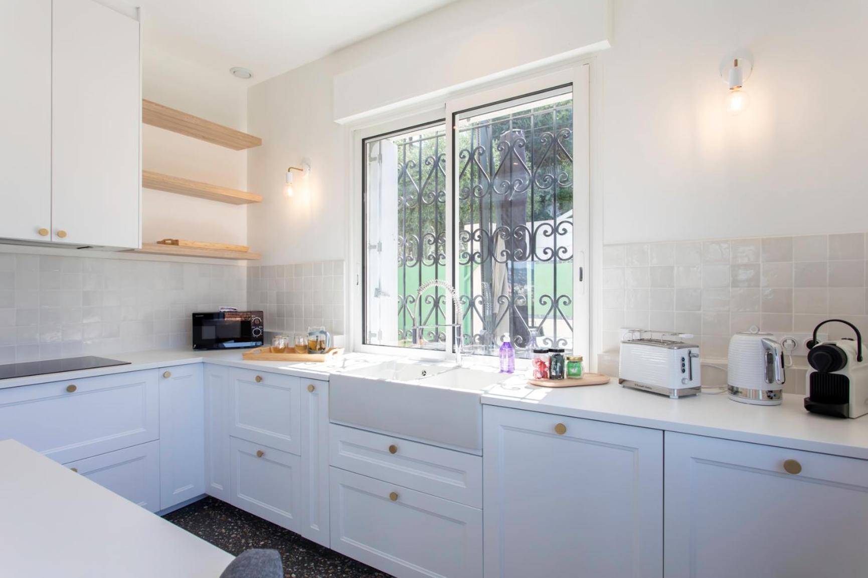 #54 Sea View 4 Bdr Ac Parking 5mins To Port Bbq Villa *