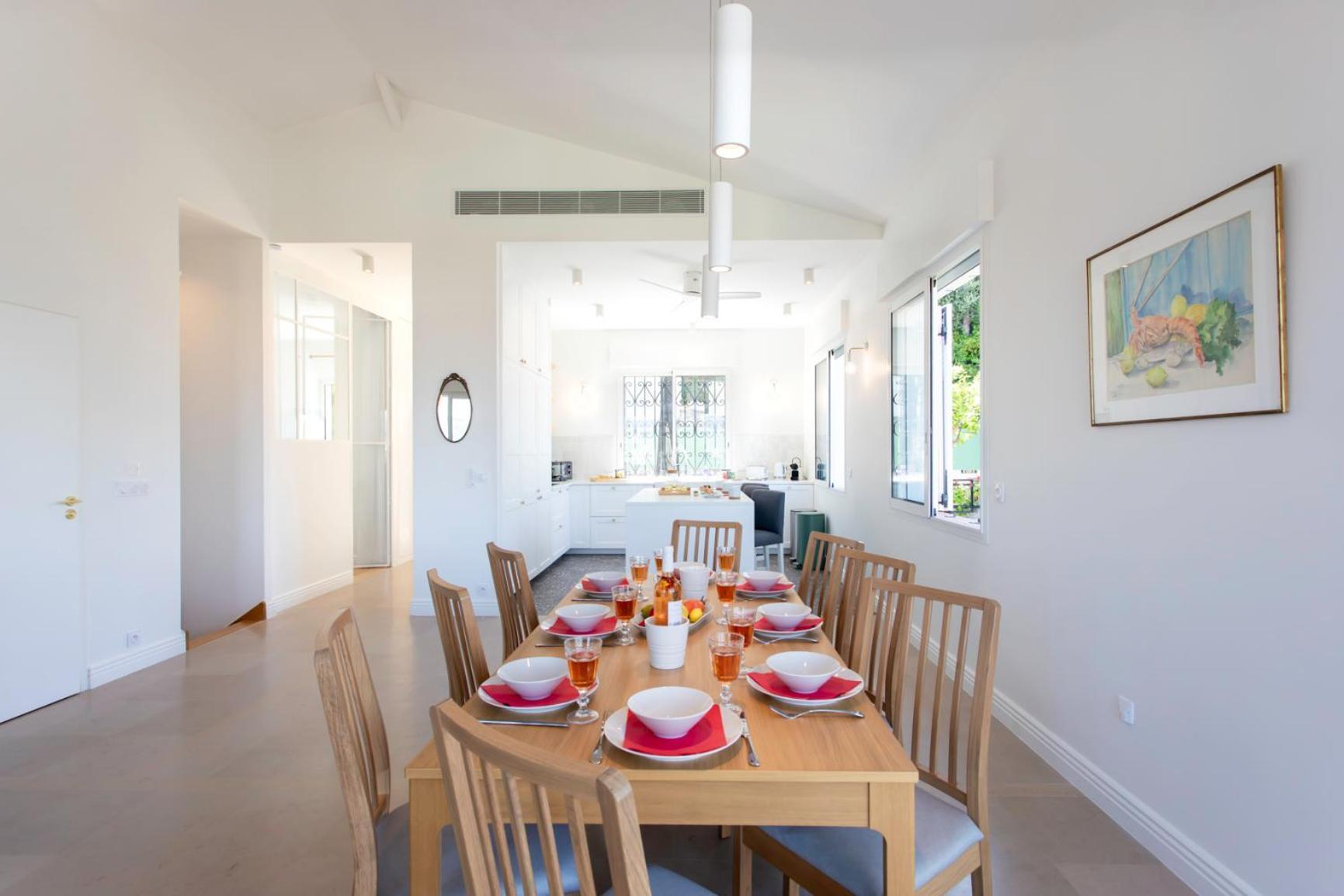 #54 Sea View 4 Bdr Ac Parking 5mins To Port Bbq *